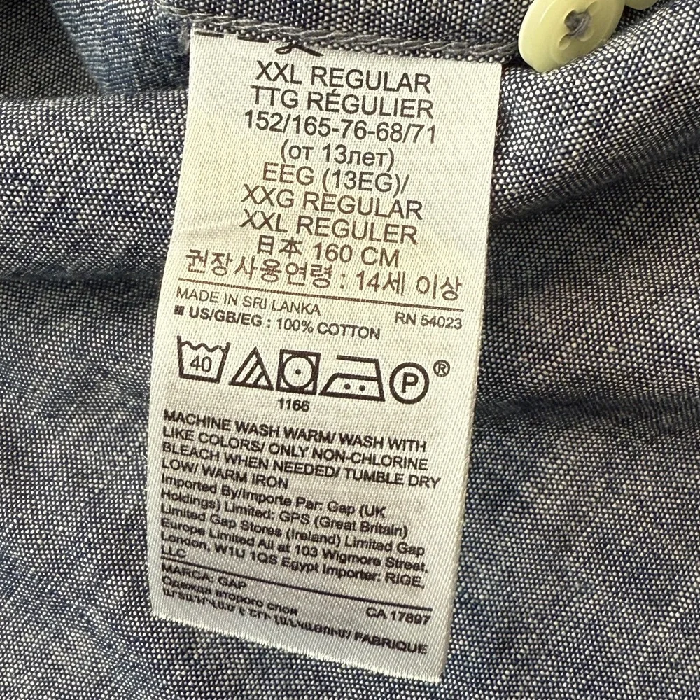 GAP  XXL (14-16) teenage kids 100% cotton shirt like new condition